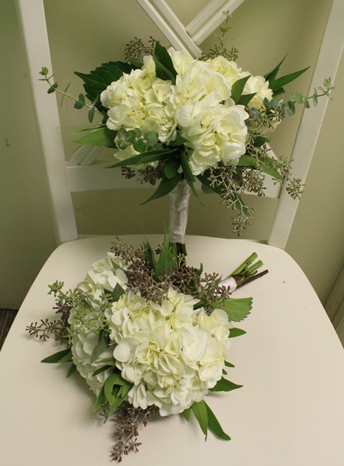 Simple Hydrangea Bridesmaid